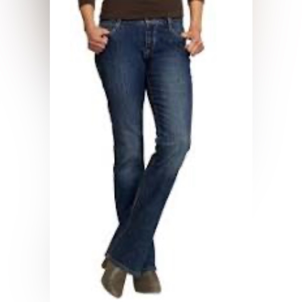 Old Navy, the dreamer women’s size 8 regular boot cut‎ jeans